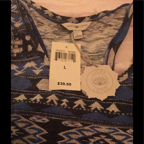 Lucky Lotus tank NWT - Picture 2 of 2